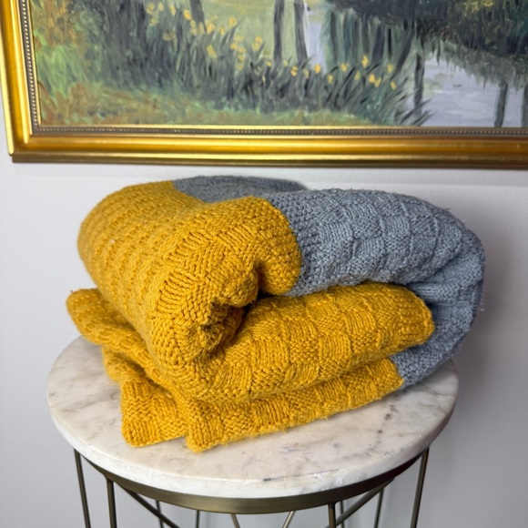 Hand Knit Gray Mustard Yellow Cable Knit Blanket Throw Features